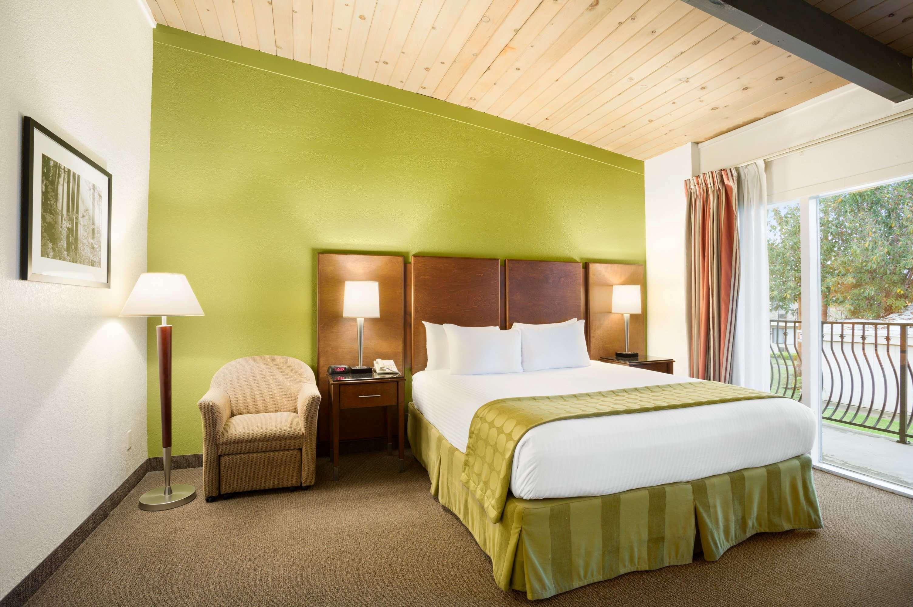 Ramada By Wyndham San Diego North Hotel & Conference Center Buitenkant foto